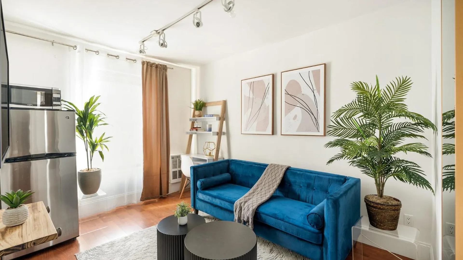 69-4D Trendy Lower East Side 1Br Brand New New York